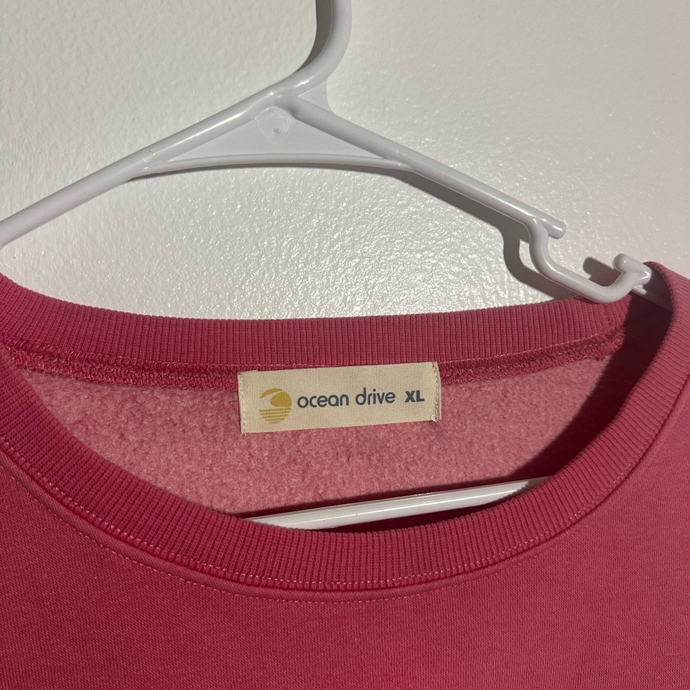 Ocean Drive Pink Crewneck - Picture 3 of 3